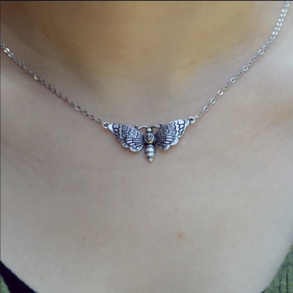 Jewelry - Silver Tone Death Head Moth Necklace